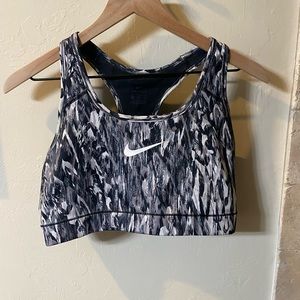 Nike women’s sports bra